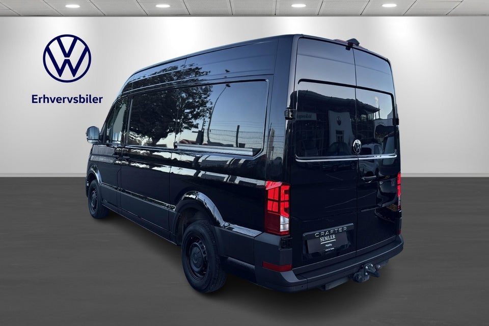 VW Crafter 35 2,0 TDi 177 Kassevogn L3H3 aut.