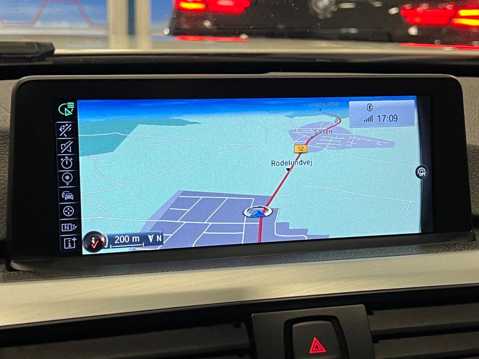 BMW 320d 2,0 Touring xDrive aut. 5d