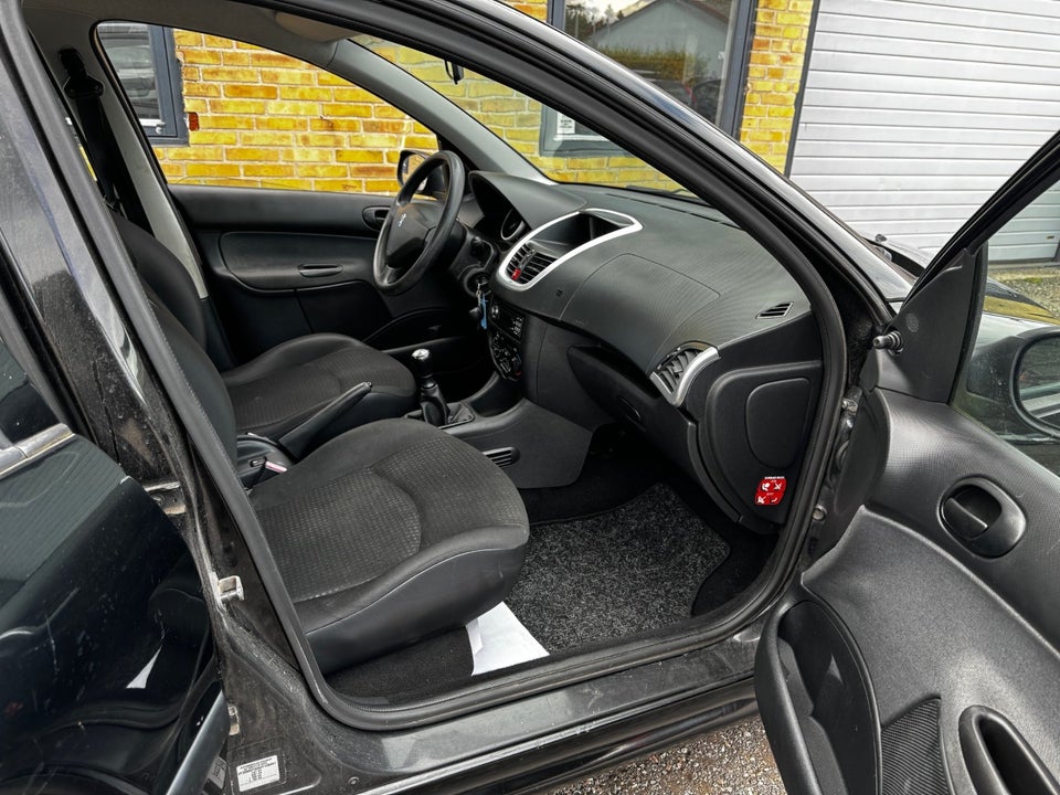 Peugeot 206+ 1,4 Comfort 5d