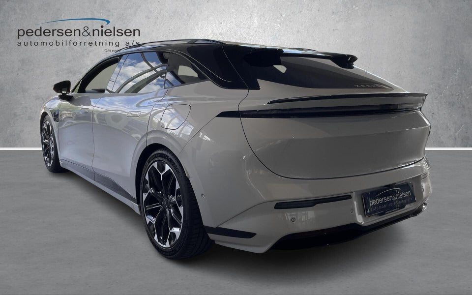 Zeekr 7GT Privilege AWD 5d