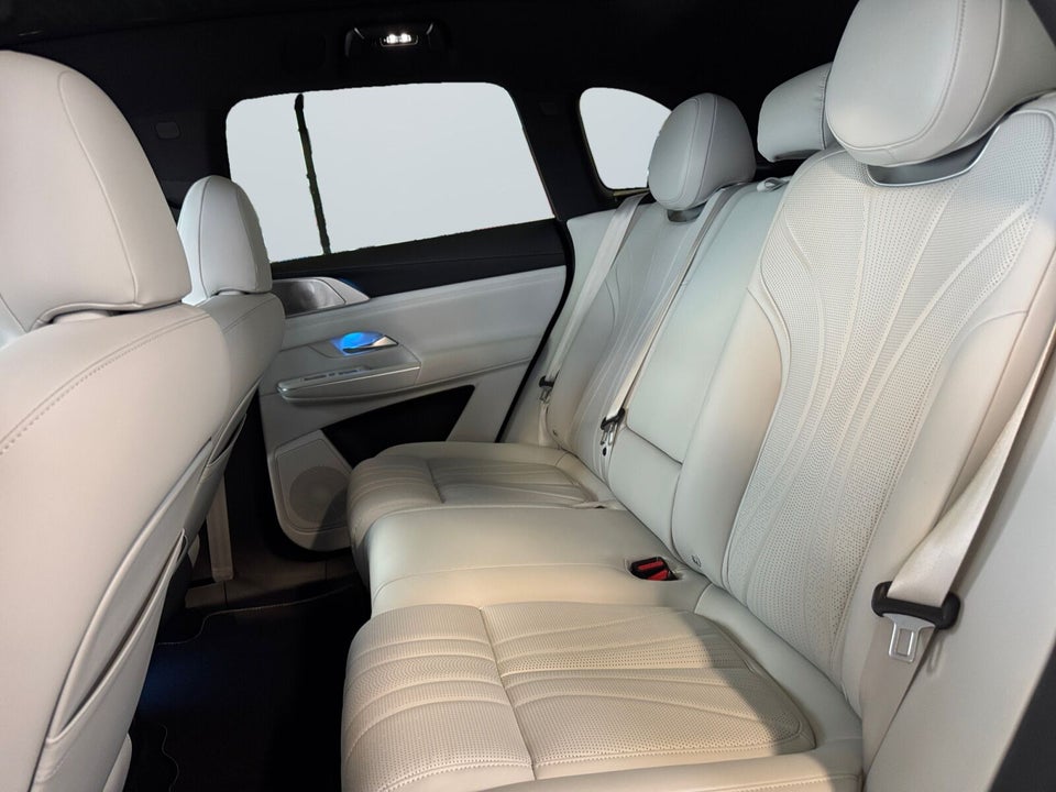 Xpeng G9 Long Range 5d