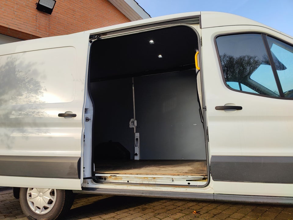 Ford Transit 350 L2 Van 2,0 TDCi 130 Trend H2 FWD