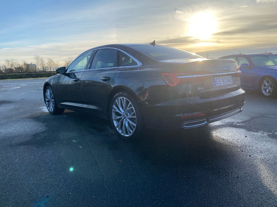 Audi A6 50 TFSi e Sport quattro S-tr. 4d