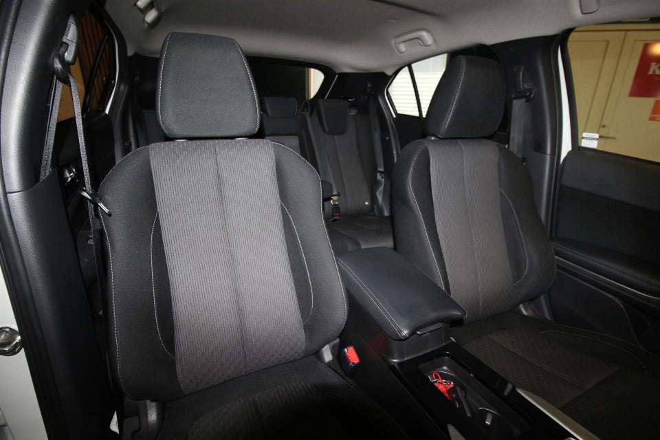 Mitsubishi Eclipse Cross 2,4 PHEV Intense CVT 4WD 5d