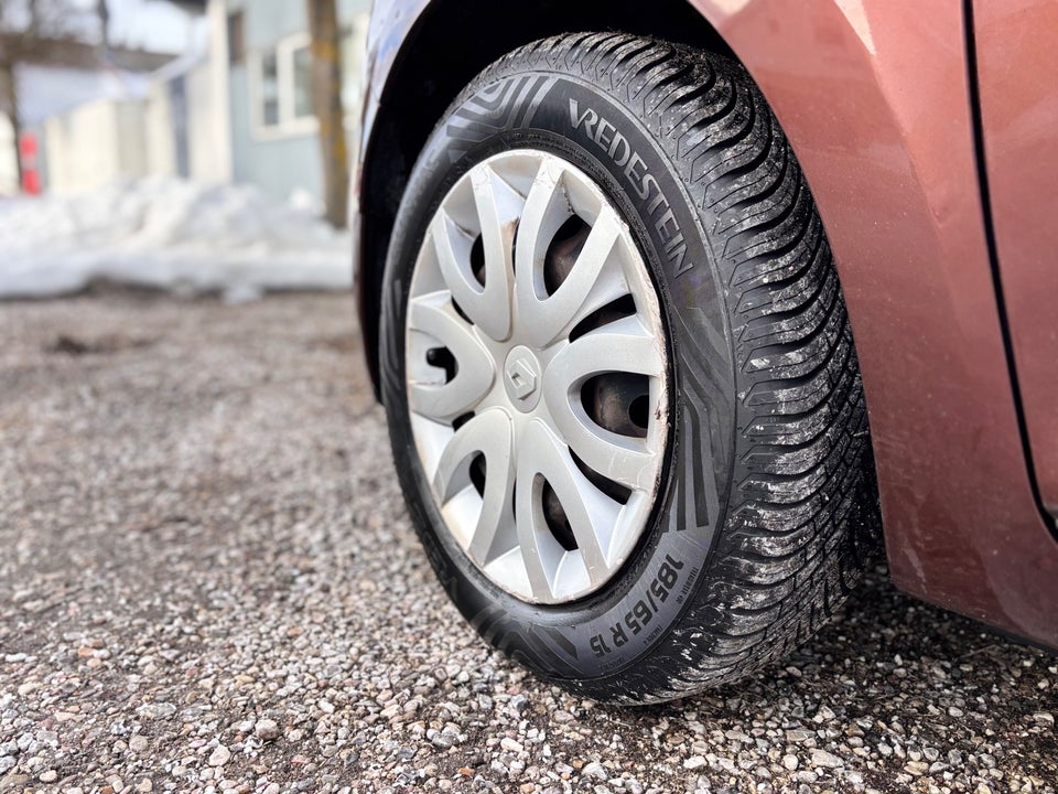 Renault Clio IV 1,5 dCi 75 Expression 5d