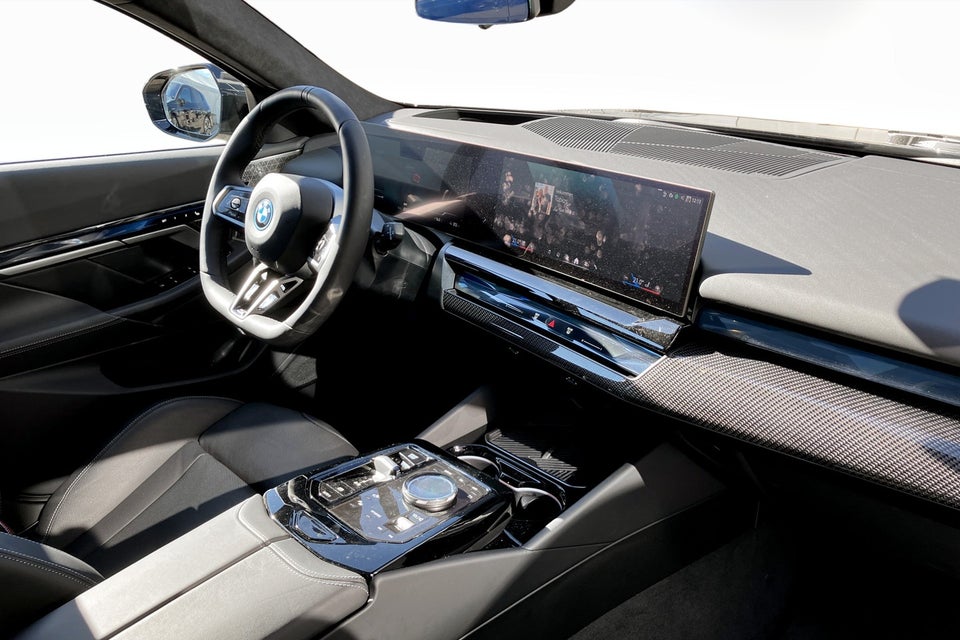 BMW i5 eDrive40 Touring Fully Charged 5d