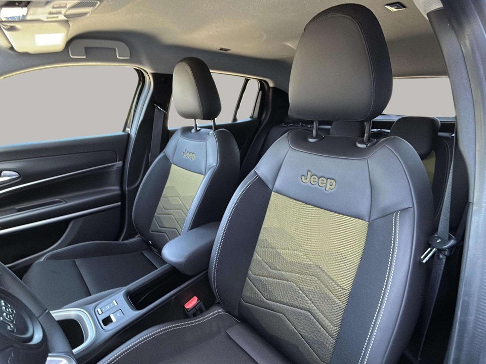 Jeep Avenger 54 Summit 5d