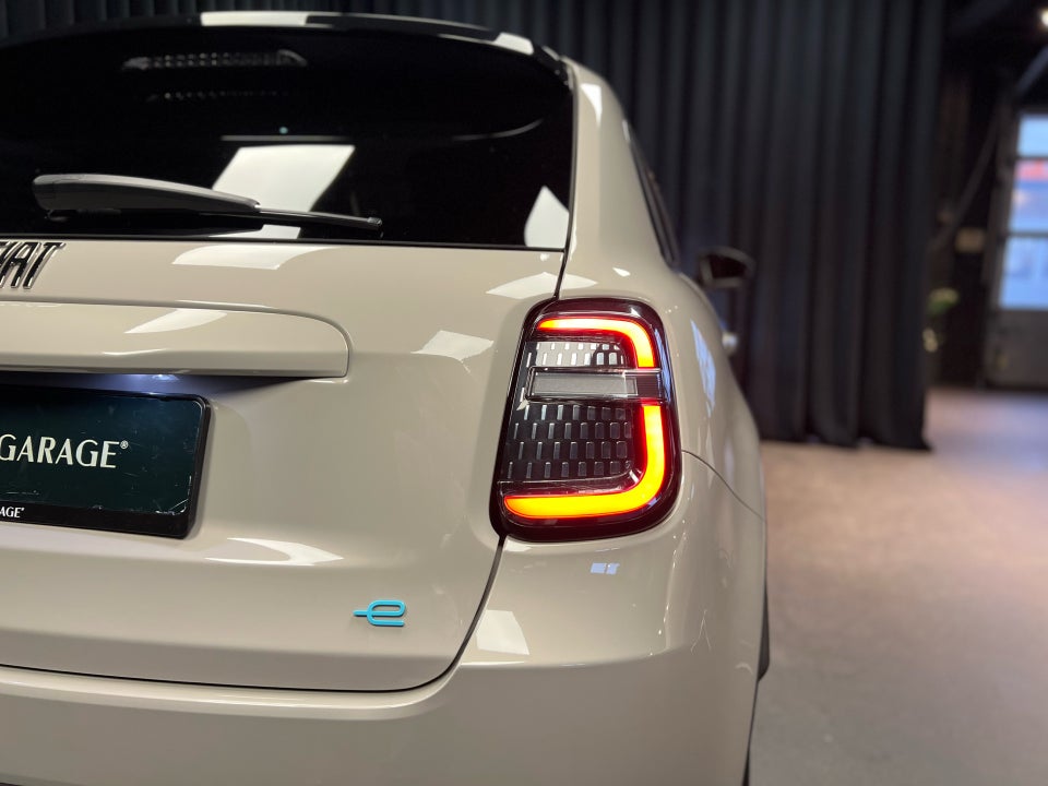 Fiat 600e 54 la Prima 5d