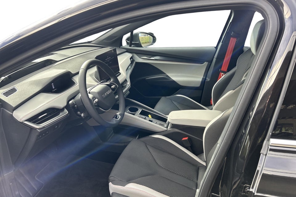 Skoda Elroq 85 iV Lodge 5d