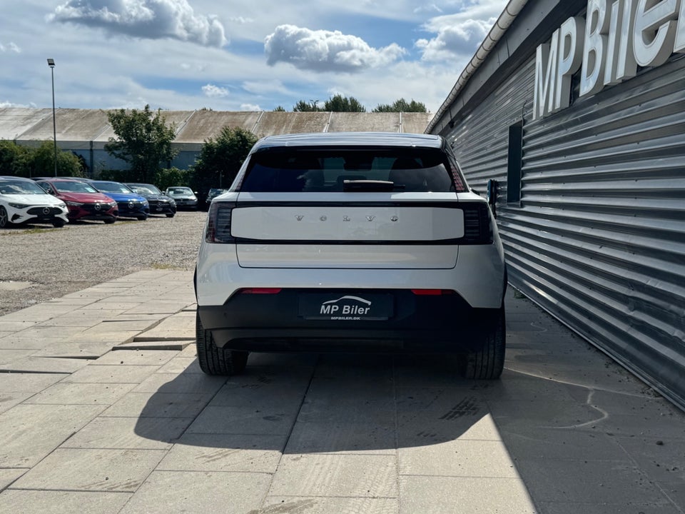 Volvo EX30 Twin Performance Plus 5d