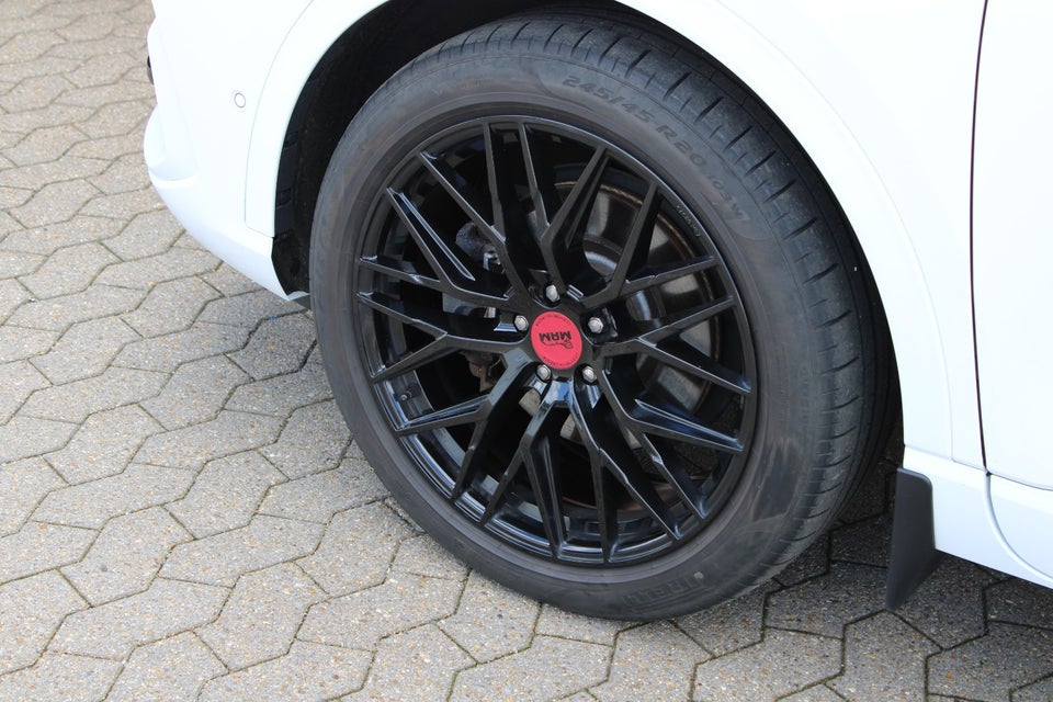 Ford Kuga 2,5 PHEV ST-Line X CVT 5d