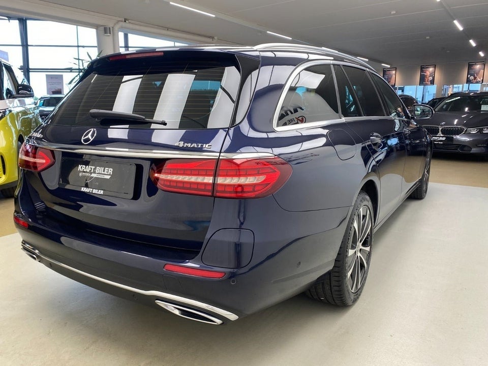 Mercedes E300 de 2,0 stc. aut. 4Matic 5d