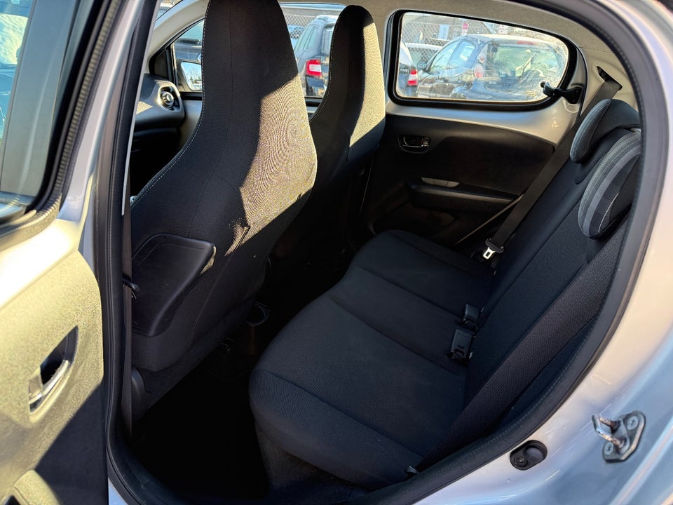 Peugeot 108 1,0 e-VTi 72 Allure+ 5d