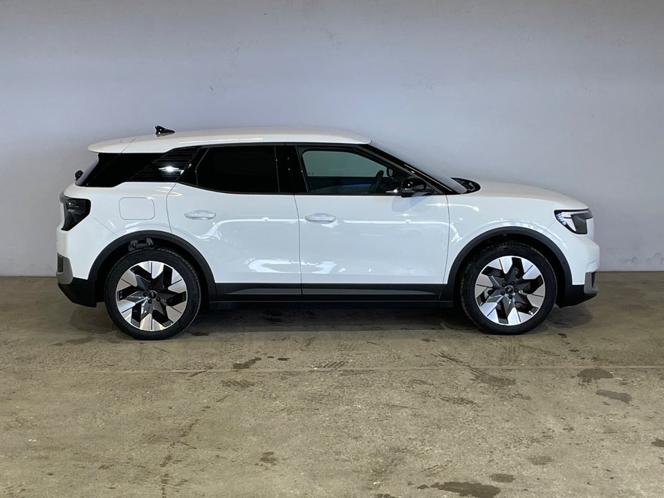 Ford Explorer 82 Premium Extended Range 5d