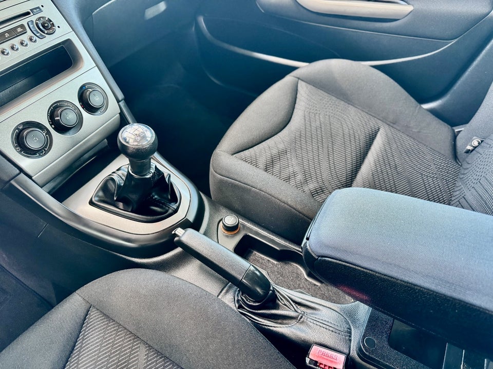 Peugeot 308 1,6 VTi Premium 5d