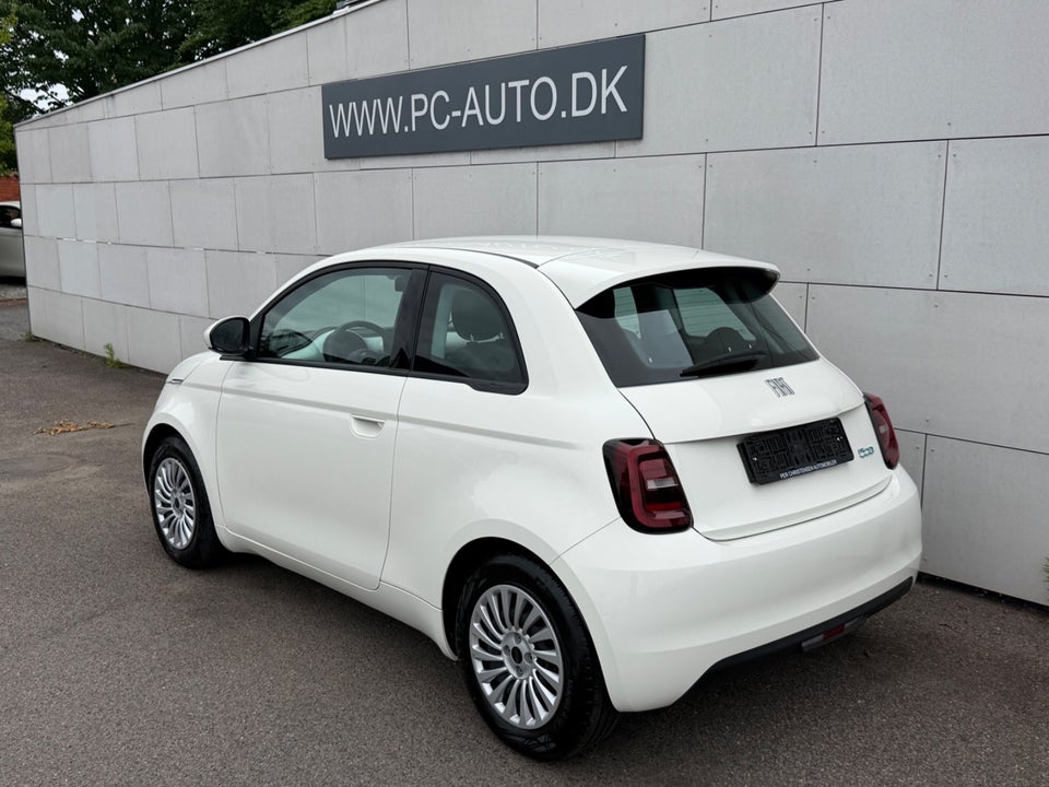 Fiat 500e 42 Icon 3d