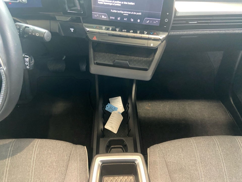 Renault Megane E-Tech 40 Equilibre 5d