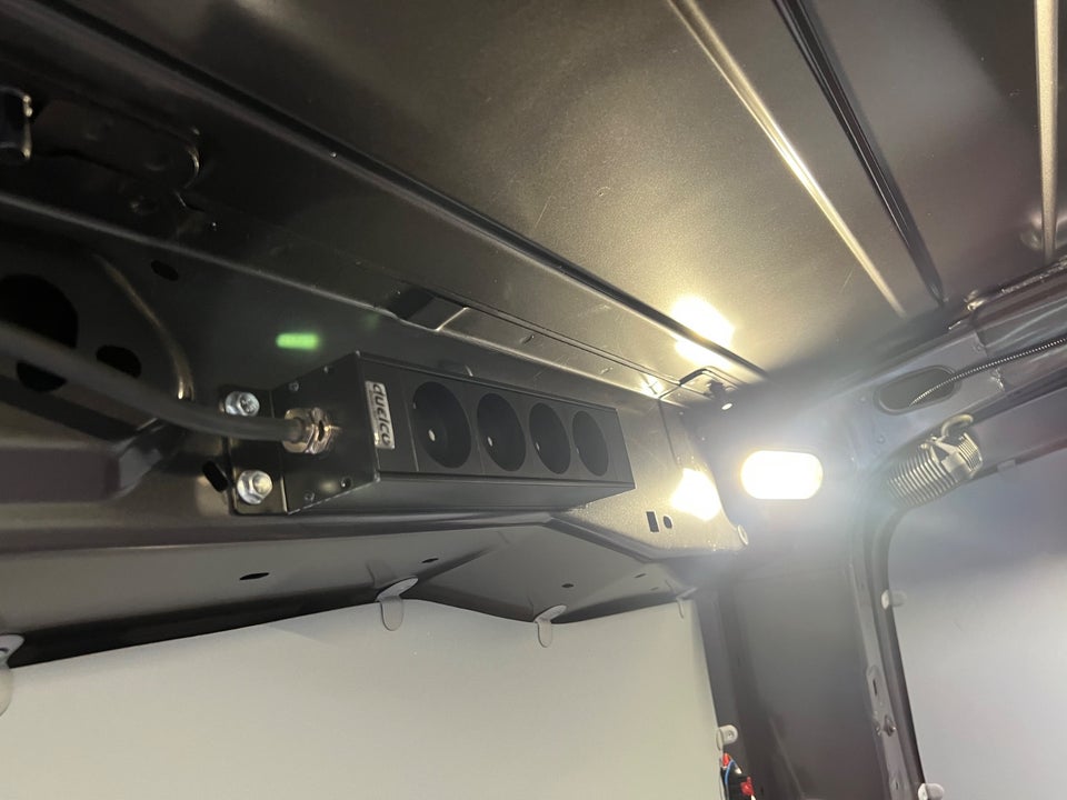 Peugeot Partner 1,5 BlueHDi 130 L2V2 Ultimate EAT8 Van