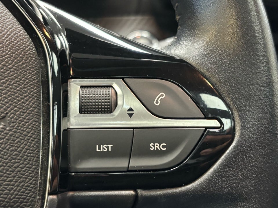 Peugeot 208 1,2 PureTech 100 Edition:210+ 5d