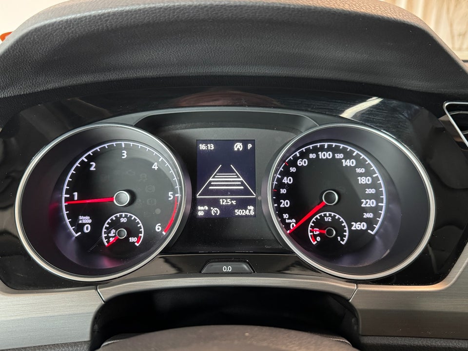 VW Touran 1,6 TDi 115 Comfortline DSG 7prs 5d