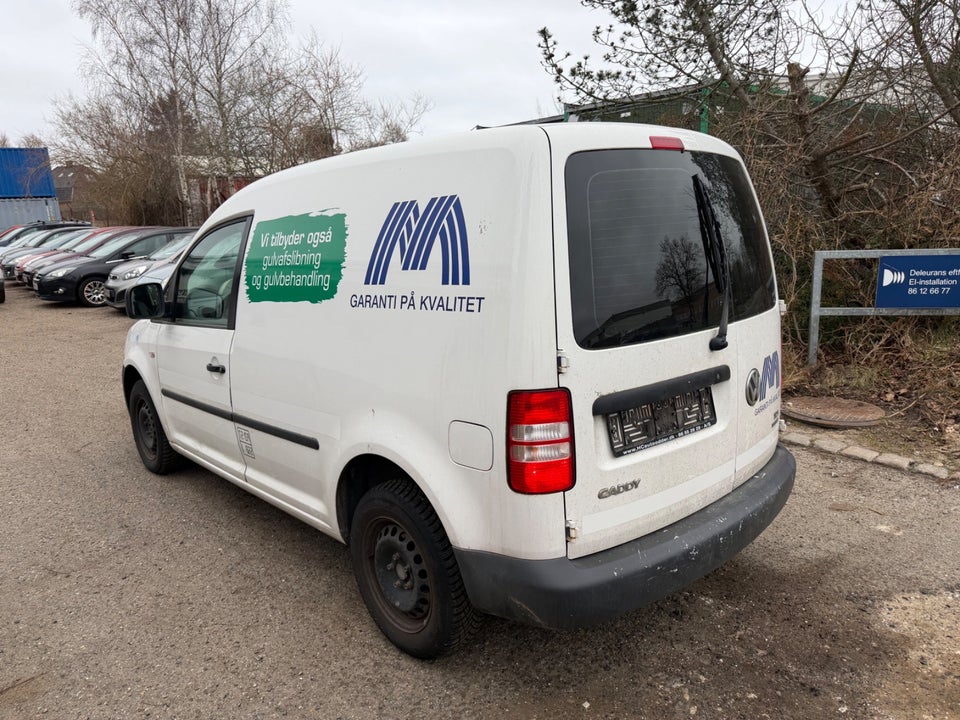 VW Caddy 1,6 TDi 75 Trendline BMT Van 4d