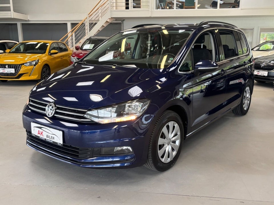 VW Touran 1,6 TDi 115 Highline DSG 7prs 5d