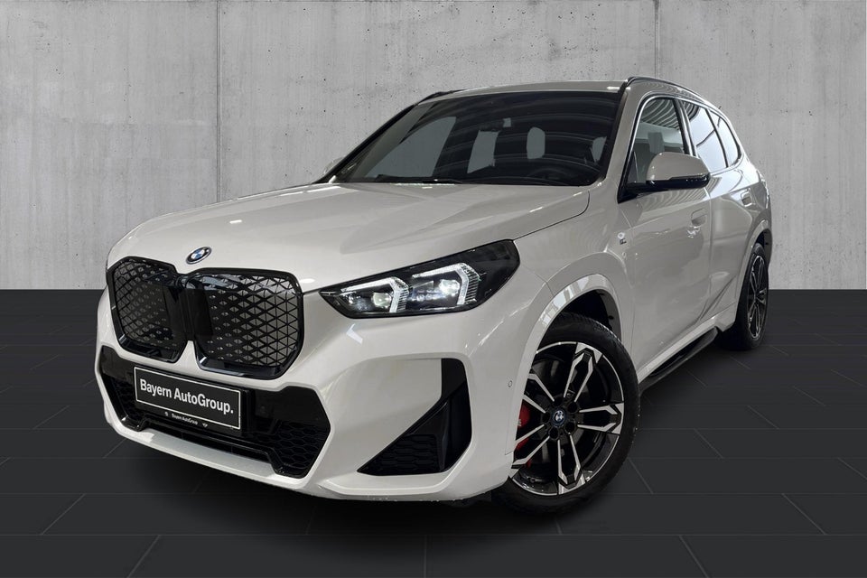 BMW iX1 eDrive20 M-Sport Pro 5d