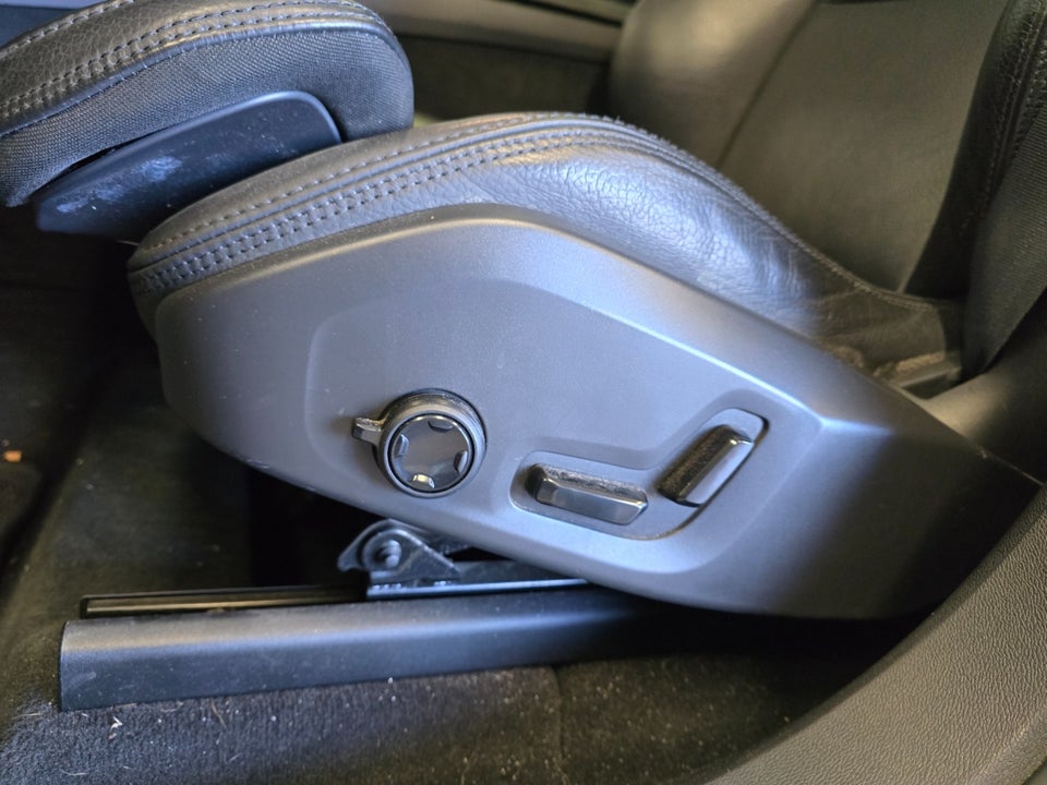 Volvo XC60 2,0 T8 390 Inscription aut. AWD 5d