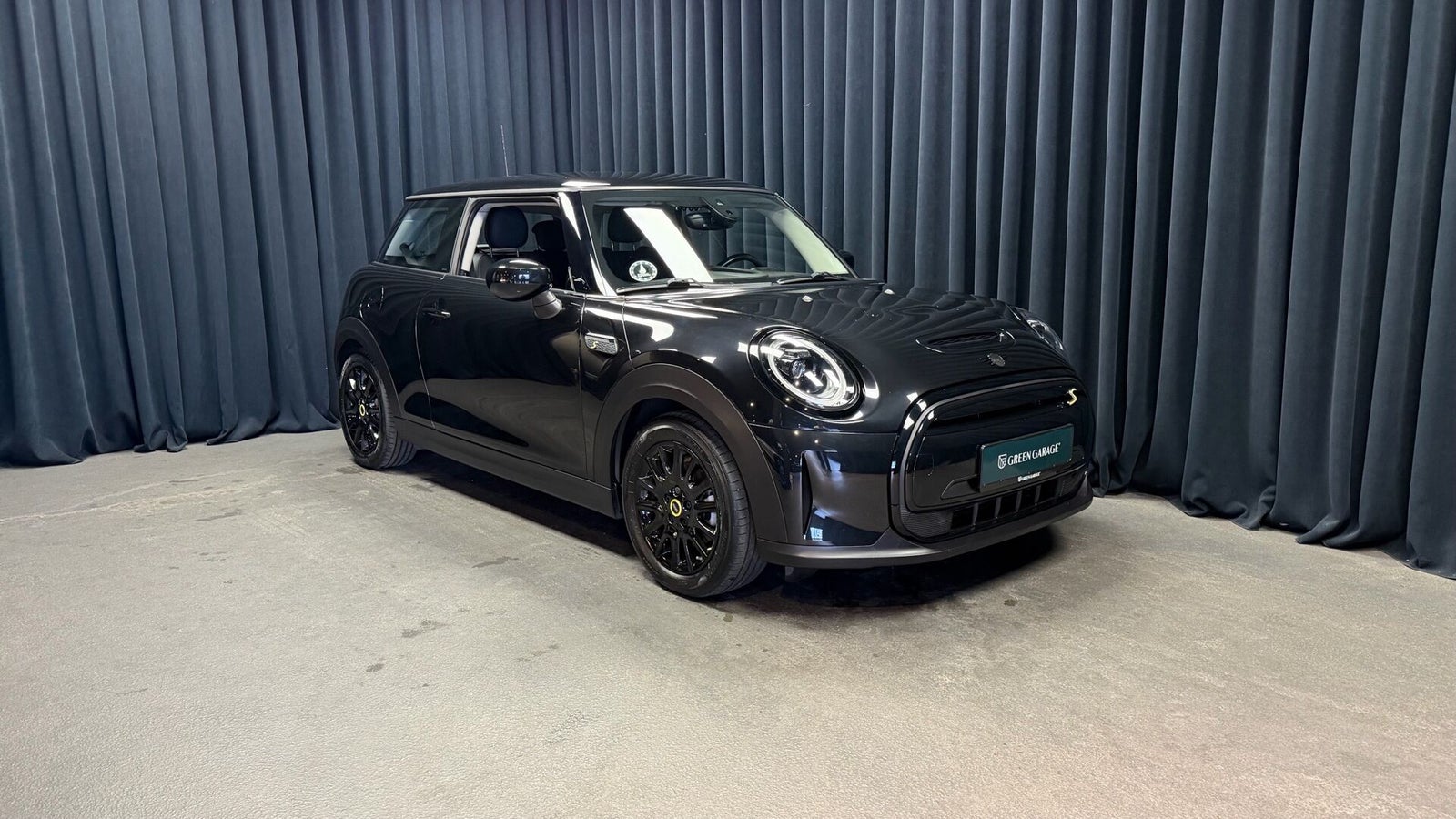 MINI Cooper SE Classic Trim 3d