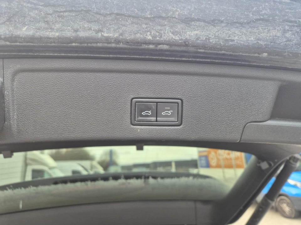 VW Touareg 4,0 TDi 421 R-line aut. 4Motion Van 5d