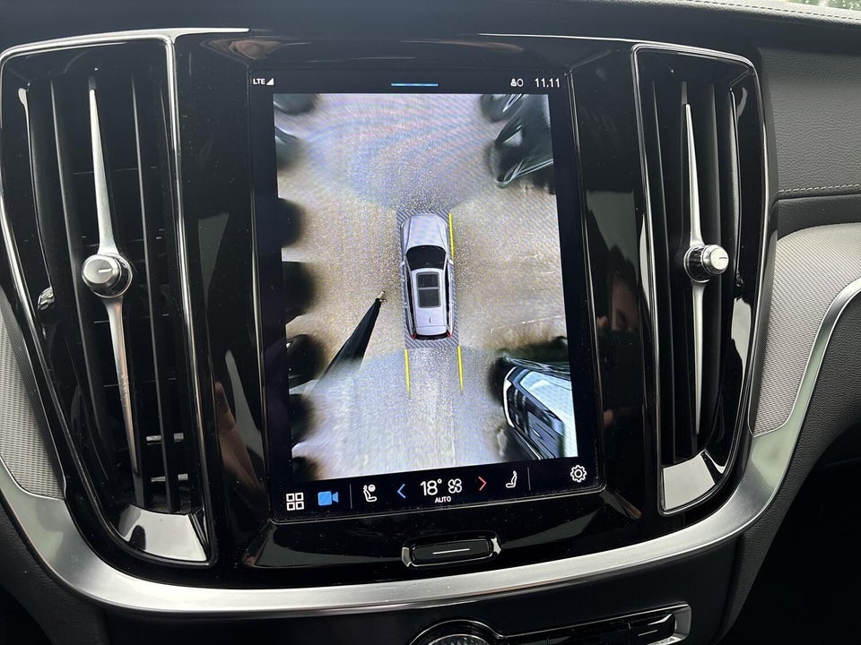 Volvo V60 2,0 T6 ReCharge Ultimate Dark aut. AWD 5d