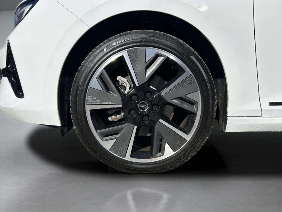 Opel Astra-e 54 Ultimate 5d