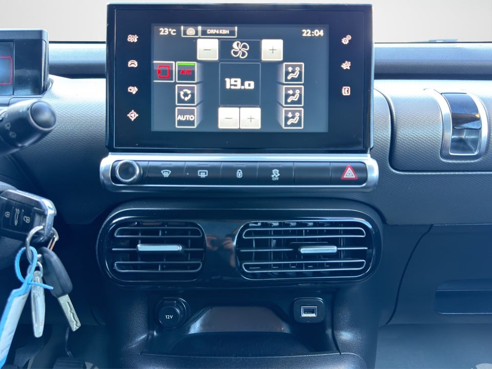 Citroën C4 Cactus 1,2 PureTech 110 Shine 5d