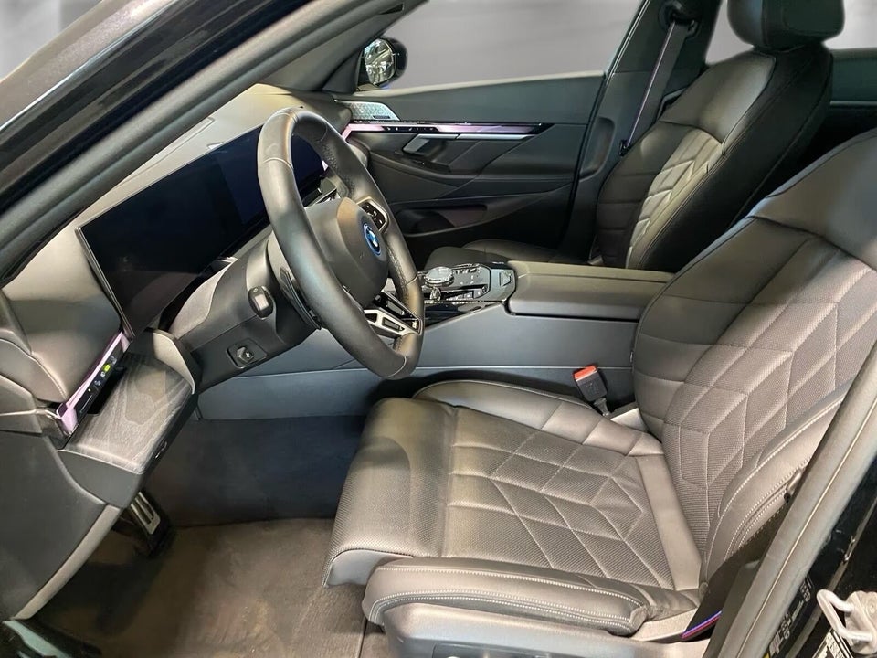 BMW i5 eDrive40 M-Sport Pro 4d