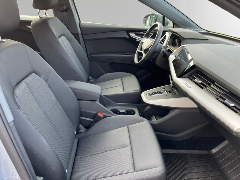 Audi Q4 e-tron 40 Attitude 5d