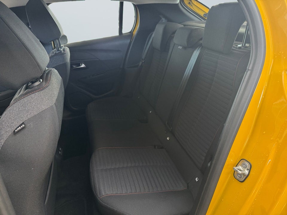 Peugeot e-208 50 Active Pack 5d