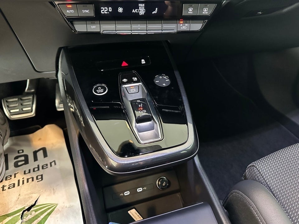 Audi Q4 e-tron 40 S-line 5d