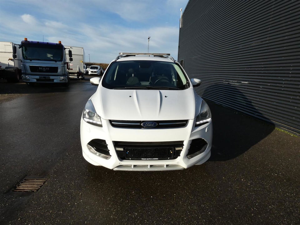 Ford Kuga 2,0 TDCi 180 Titanium+ aut. AWD Van 5d