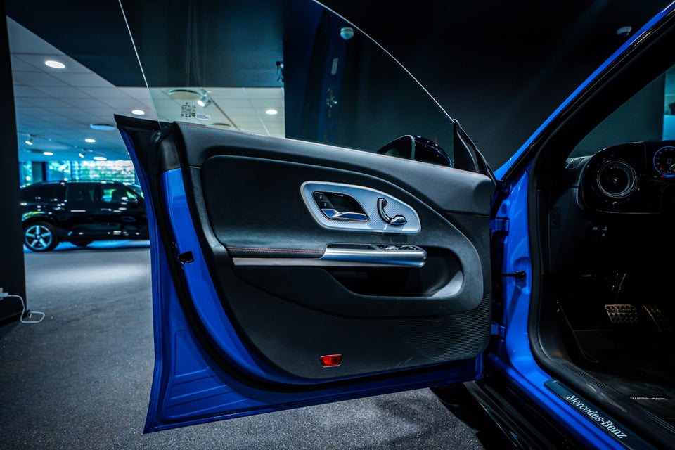 Mercedes CLA250+ electric AMG Premium 4d