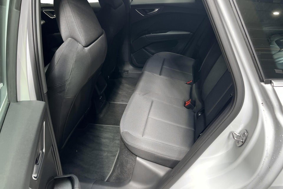 Audi Q4 e-tron 45 Progress 5d