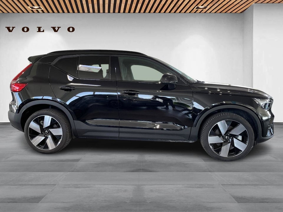 Volvo XC40 ReCharge Extended Range Plus 5d