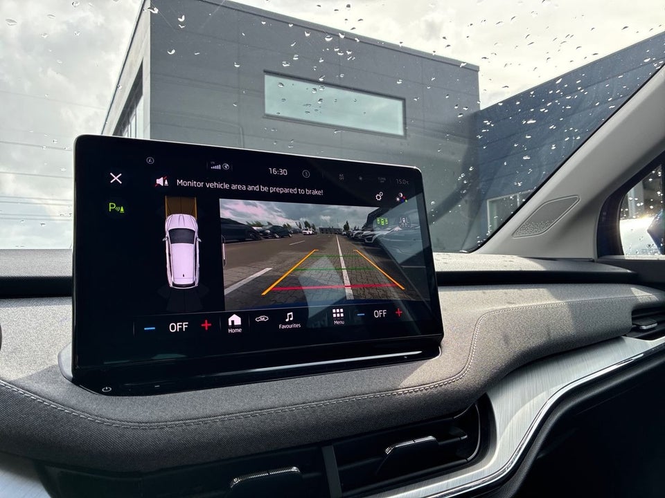 Skoda Enyaq 60 iV Loft 5d