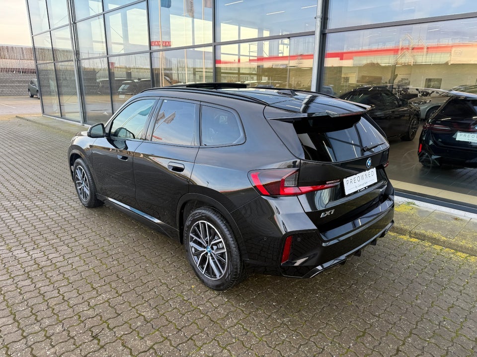 BMW iX1 eDrive20 Fully Charged M-Sport 5d