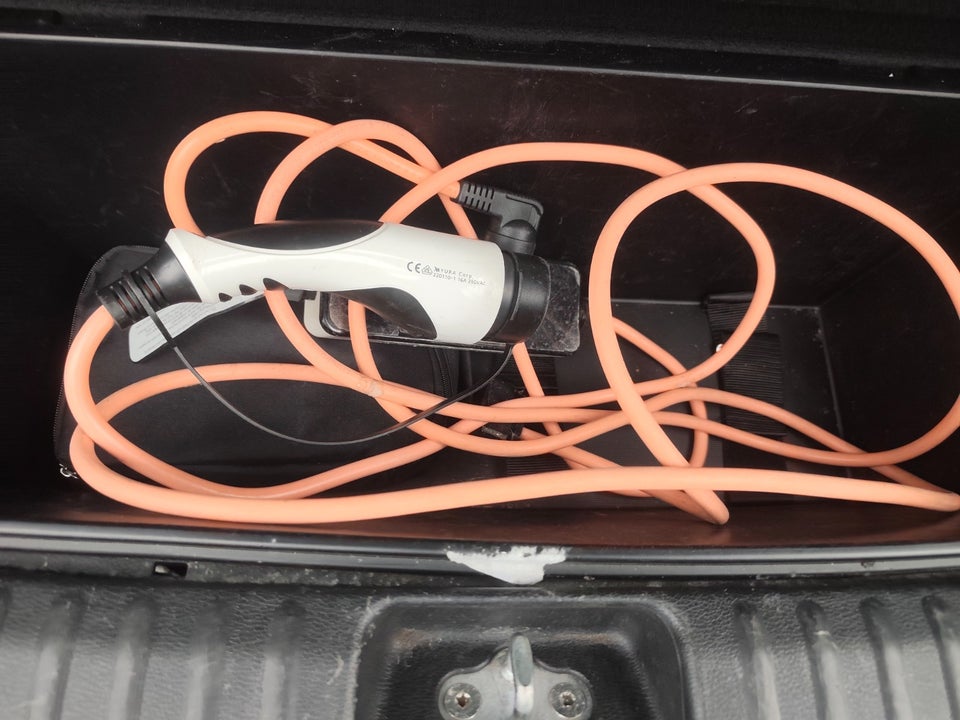 Kia Ceed 1,6 PHEV Upgrade Intro SW DCT 5d