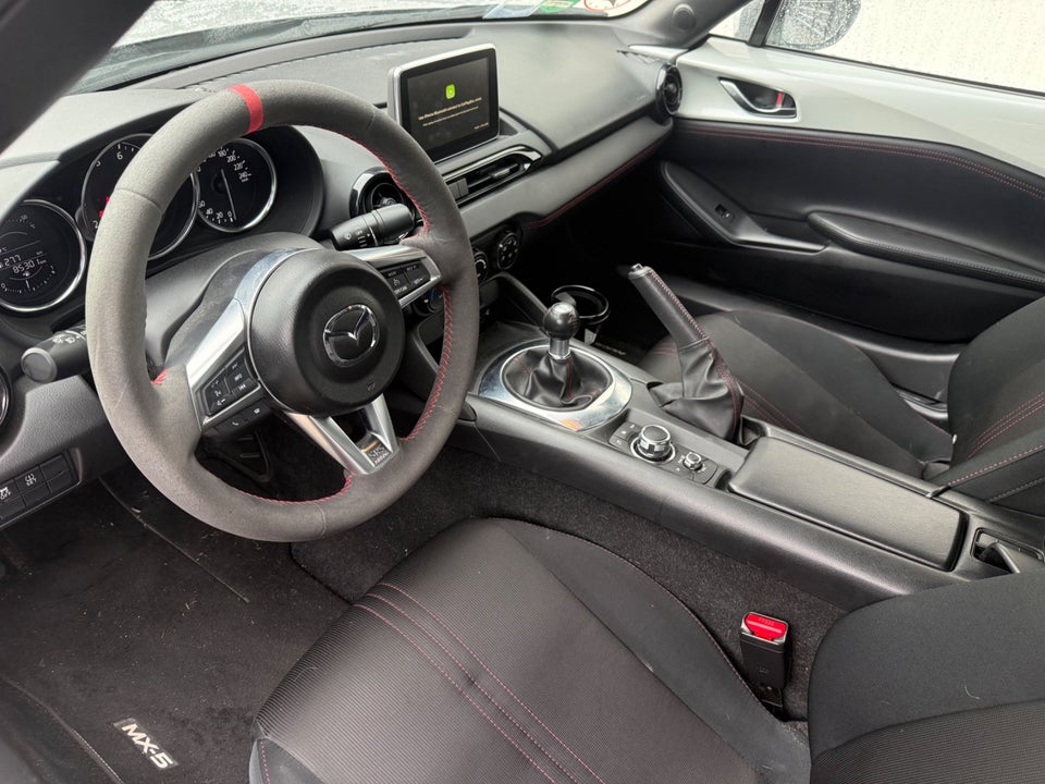 Mazda MX-5 1,5 SkyActiv-G 131 Roadster 2d