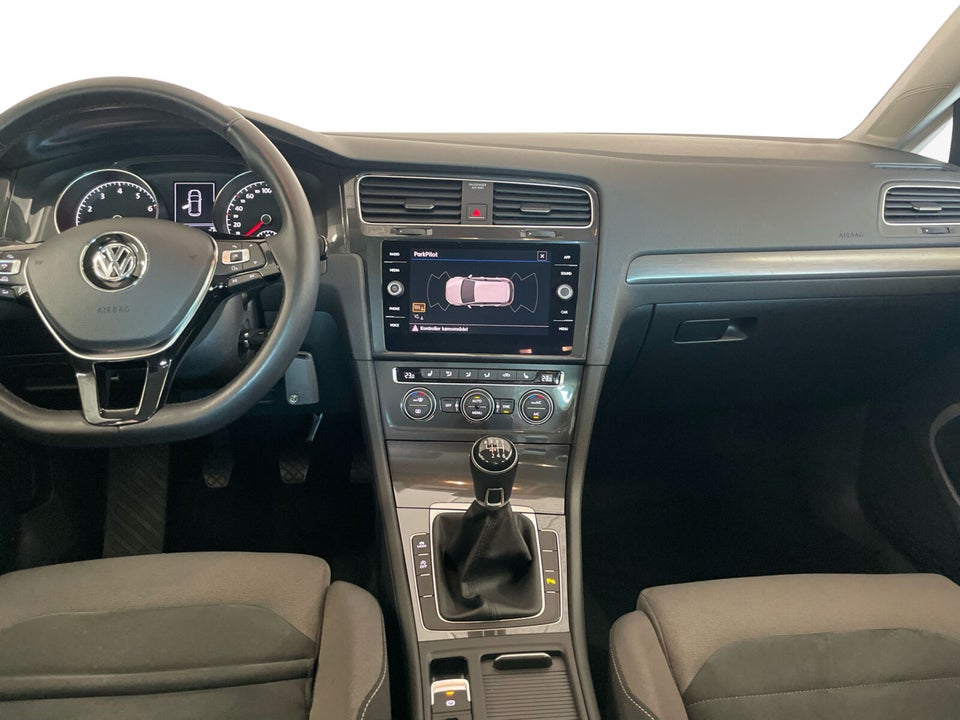 VW Golf VII 1,5 TSi 130 Comfortline 5d