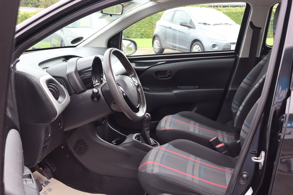 Peugeot 108 1,0 e-VTi 69 Allure 5d