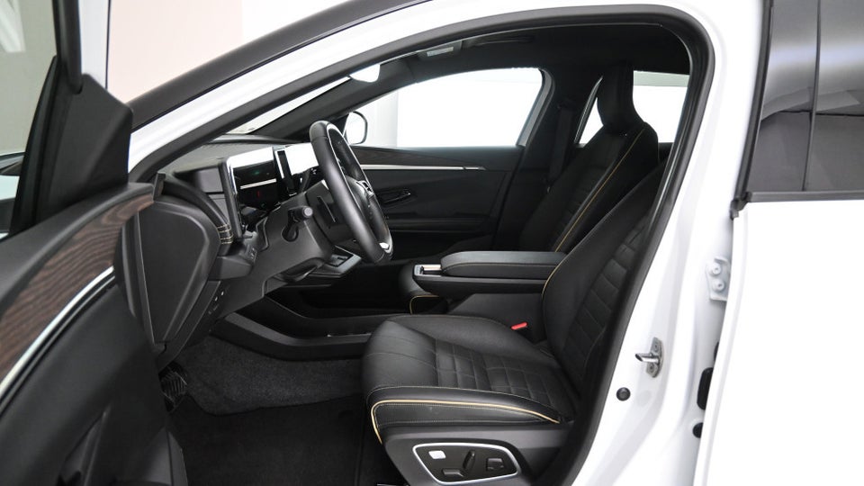 Renault Megane E-Tech 60 Iconic 5d