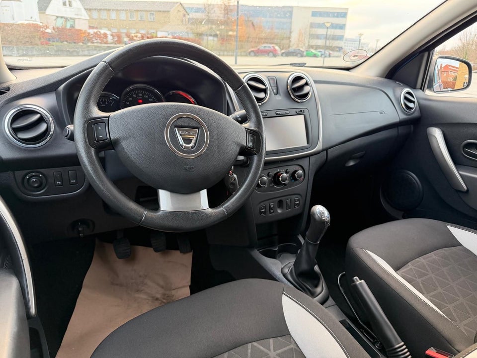 Dacia Sandero Stepway 0,9 TCe 90 Prestige 5d