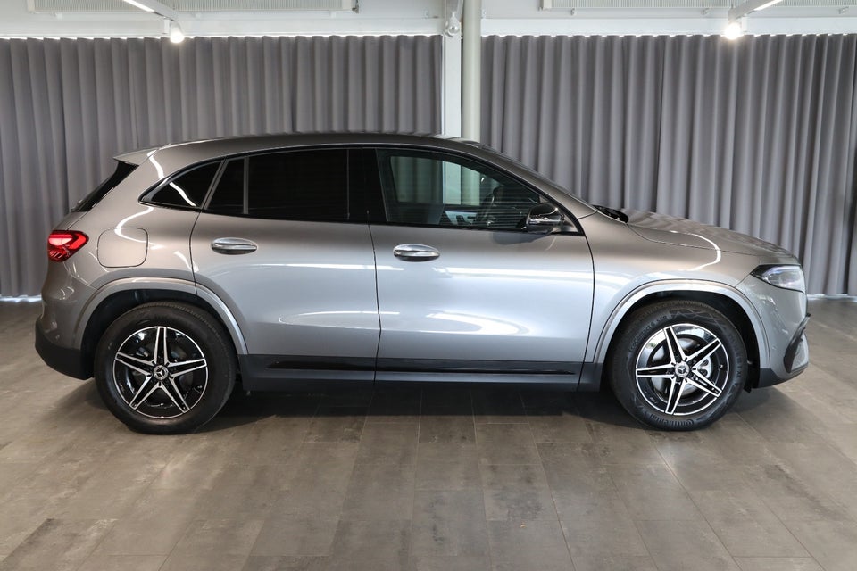Mercedes EQA350 AMG Line Premium 4Matic 5d